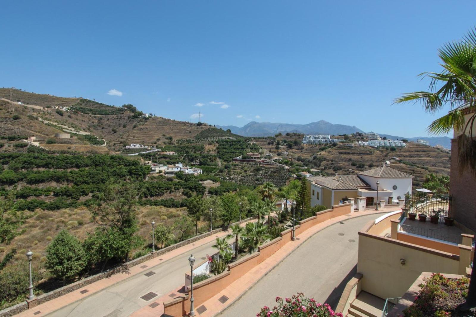 Tamango Hill Apartment